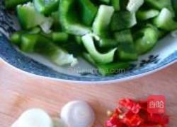 辣子鸡丁的做法图解4