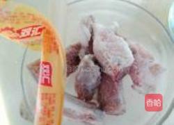 排骨白菜葱香面的做法图解2