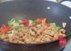 双椒滑炒兔肉的做法图解10