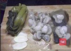 酸菜带子的做法图解1