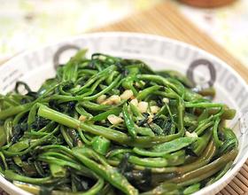 椒丝腐乳炒通菜