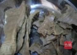 黄笋煨猪蹄的做法图解1