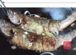 炖肉汤煨黄花鱼的做法图解6