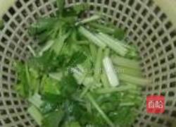 香菇炒腐竹的做法图解4