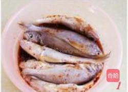 香烤黄花鱼的做法图解2