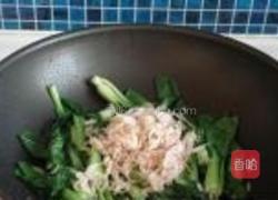 油菜炒虾皮的做法图解5