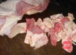 牛腩萝卜的做法图解1