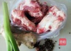 大骨汤面的做法图解1