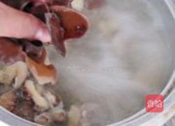 香菇鸡汤的做法图解6