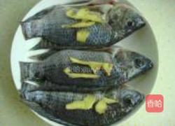 水煮罗非鱼的做法图解4