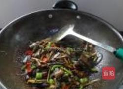 双椒炒鳝鱼段的做法图解7