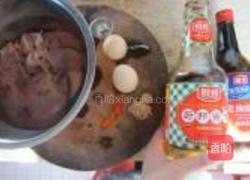 卤鸭肝湿炒粉的做法图解1