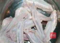 蜜汁酱鸭翅的做法图解1
