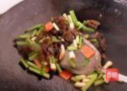青蒜肚片的做法图解3