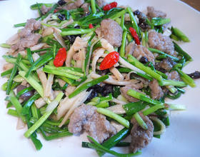 蒜苗牛肉