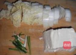 砂锅什锦鲫鱼汤的做法图解4