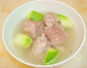 青萝卜炖排骨