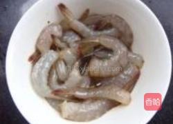 韭黄滑虾仁的做法图解3