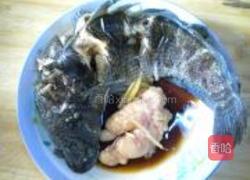 辣味蒸生鱼的做法图解4
