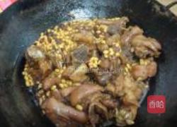 红烧黄豆猪蹄的做法图解8