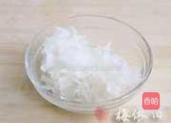 荸荠玉米银耳羹的做法图解1