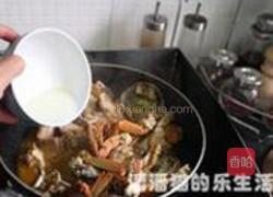 河蟹焗鸡球的做法图解11