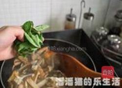 河蟹焗鸡球的做法图解12
