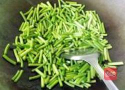 蒜心炒肉丝的做法图解6