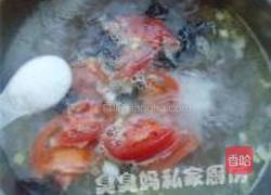 猪血番茄木耳汤的做法图解5
