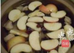苹果川贝鸡汤的做法图解5