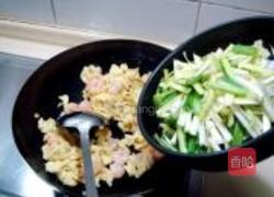 韭黄鸡蛋炒虾仁的做法图解6