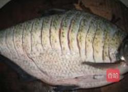 清蒸鳊鱼的做法图解1