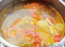 番茄土豆排骨汤的做法图解6