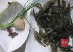 苏菜盐水虾的做法图解1