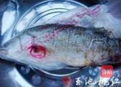 彩椒焗烤海鲈鱼的做法图解2