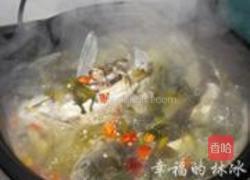 酸菜炖白鲢的做法图解7