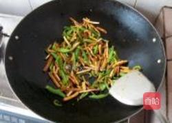 辣椒炒豆干的做法图解5