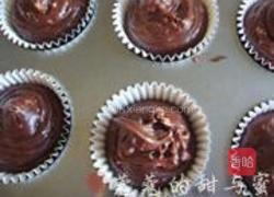 圣诞麋鹿杯子蛋糕的做法图解12