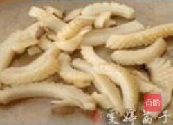 双果杏仁烩墨鱼的做法图解3