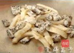 双果杏仁烩墨鱼的做法图解4
