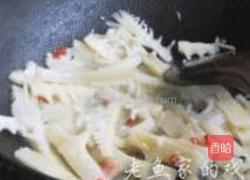 酸笋炒猪肚的做法图解2