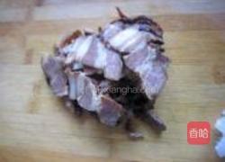 腊肉炒荷兰豆的做法图解2