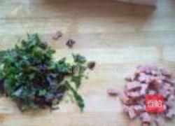 花朵蛋包饭的做法图解1