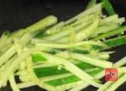 香菇炸酱面的做法图解5