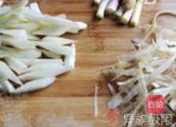 白芦笋虾仁肉片的做法图解2