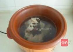蕨麻猪骨汤的做法图解3