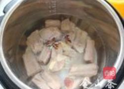 排骨玉米鲜蔬汤的做法图解3