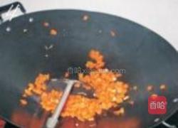 胡萝卜丁蛋炒饭的做法图解4