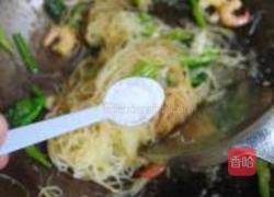 快手虾仁炒米粉的做法图解10