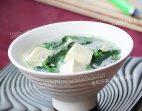 木耳菜豆腐汤